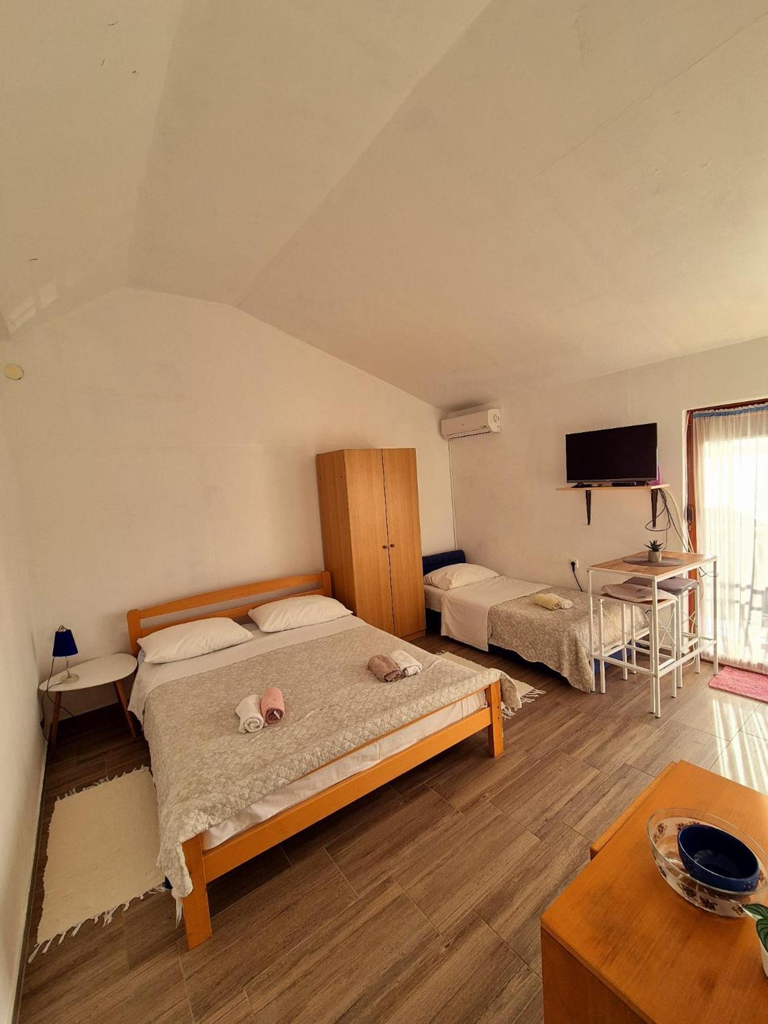 Apartament Bele *