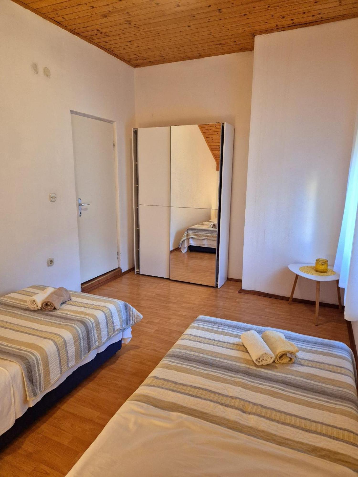 Apartament Bele